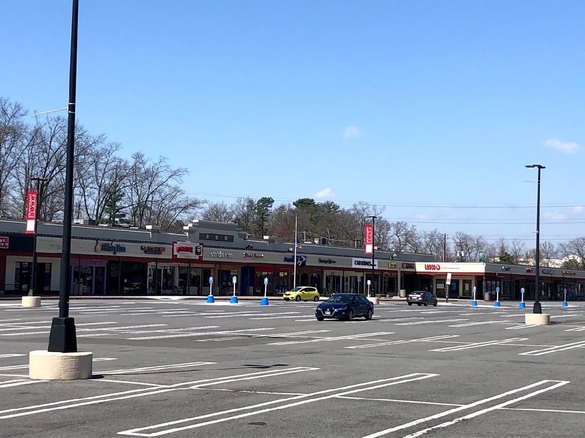 Stuyvesant Plaza on Sunday April 19, 2020 Stuyvesant Plaza on Sunday April 19, 2020