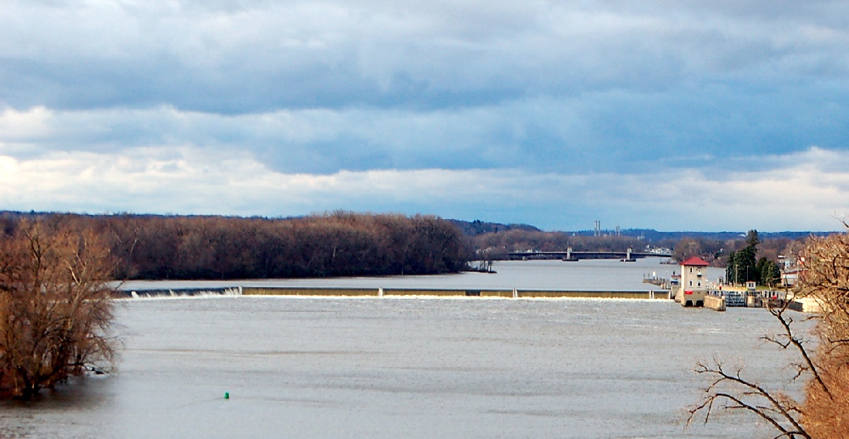 Army Corps of Engineers Troy Dam and Lock on the Hudson River